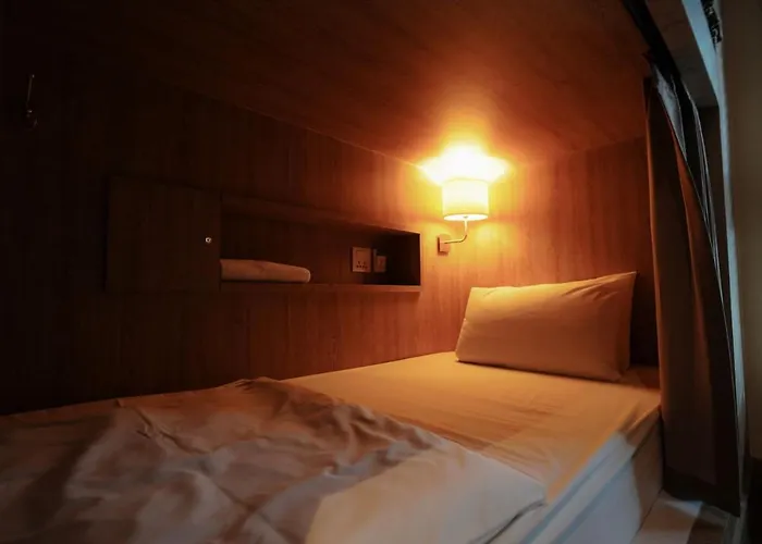 The Poshtel By Benya Bts Phayathai Albergue Banguecoque