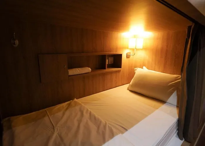 Albergue The Poshtel By Benya Bts Phayathai Banguecoque