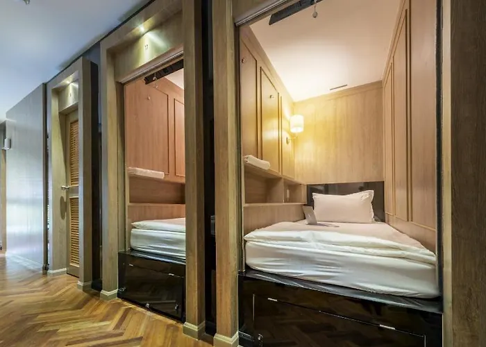 The Poshtel By Benya Bts Phayathai * 曼谷