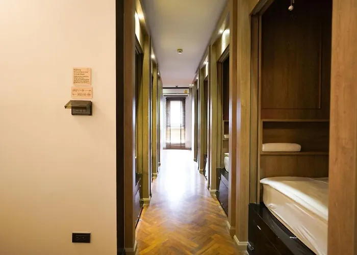 The Poshtel By Benya Bts Phayathai Albergue *