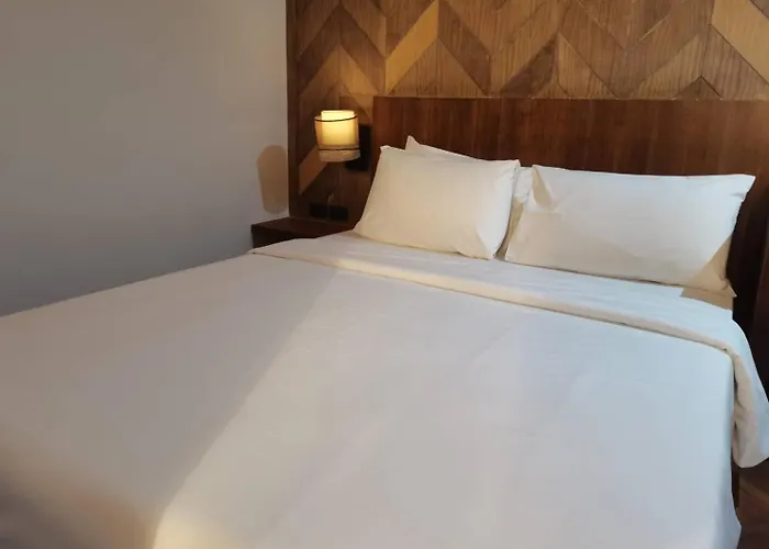 The Poshtel By Benya Bts Phayathai Albergue