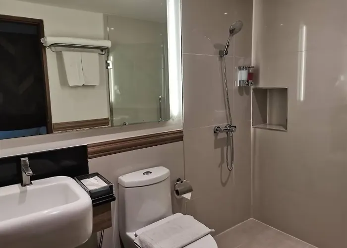 The Poshtel By Benya Bts Phayathai 旅馆