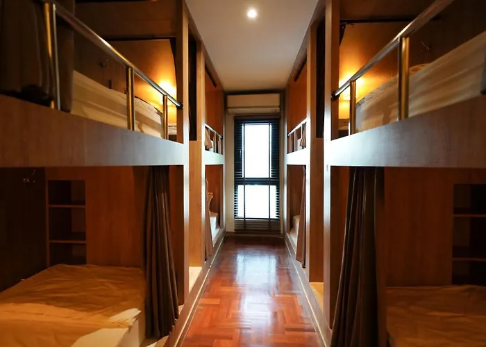 The Poshtel By Benya Bts Phayathai Albergue