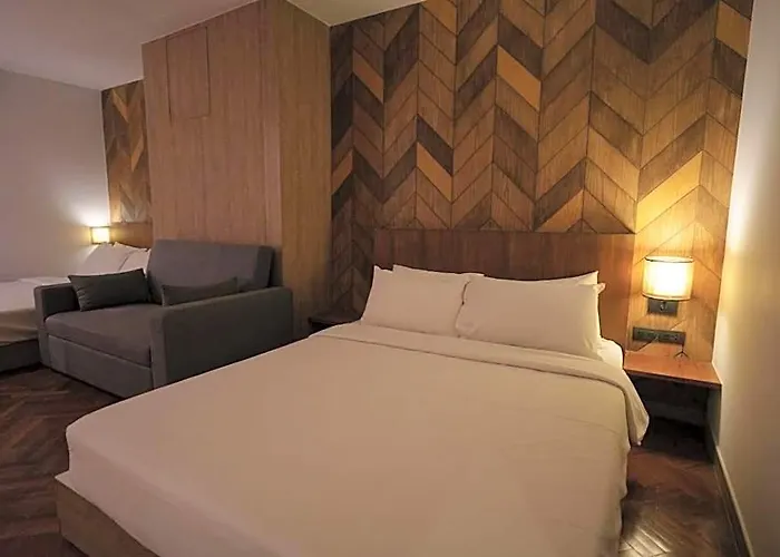 The Poshtel By Benya Bts Phayathai *