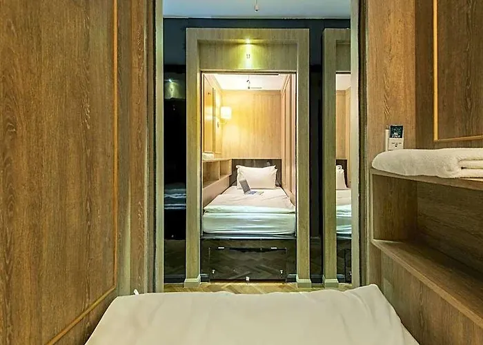 The Poshtel By Benya Bts Phayathai Albergue *